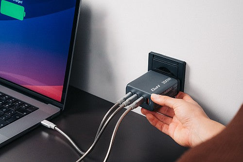 Verbatim GaN Charger 4 Port 200W USB A/C (EU/UK/US) GNC-200