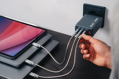 Verbatim GaN Charger 4 Port 240W USB A/C (EU/UK/US) GNC-240
